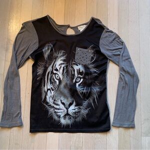 French Black and Gray Girls Tiger Long Sleeve Top with Sparkly Front Pockey